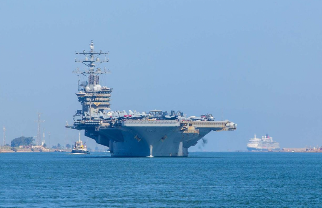 USS Dwight D. Eisenhower (CVN-69) transits through the Suez Canal, Nov. 4, 2023. Photo: US Navy.